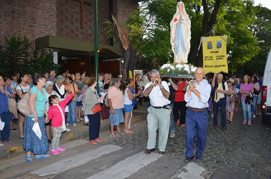 En Beccar se celebró la fiesta patronal de la Virgen de Lourdes