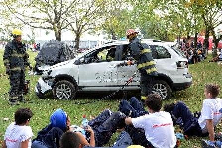 Tigre fue sede de un encuentro nacional de futuros bomberos voluntarios Tigre fue sede de un encuentro nacional de futuros bomberos voluntarios