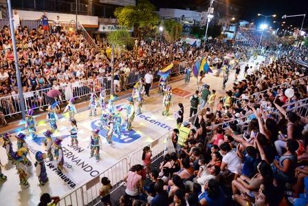 Gran Corso de San Fernando: En apenas dos noches, 160 mil personas ya disfrutaron del carnaval