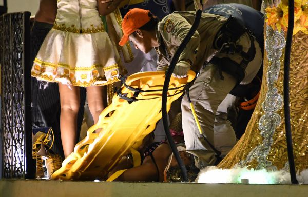 Un nuevo accidente asesta duro golpe al carnaval de Rio