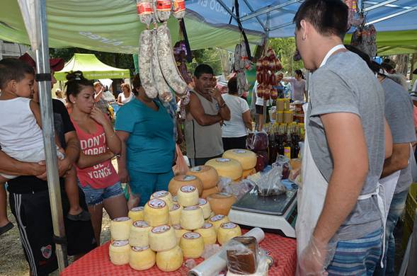 El Mercado en tu Barrio llega a Martínez El Mercado en tu Barrio llega a Martínez