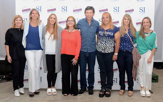Para conmemorar el Día Internacional de la Mujer, el Municipio organizó una jornada con numerosas actividades culturales y artísticas para toda la familia, en el Centro de Exposiciones, en el Bajo de San Isidro. Para conmemorar el Día Internacional de la Mujer, el Municipio organizó una jornada con numerosas actividades culturales y artísticas para toda la familia, en el Centro de Exposiciones, en el Bajo de San Isidro.