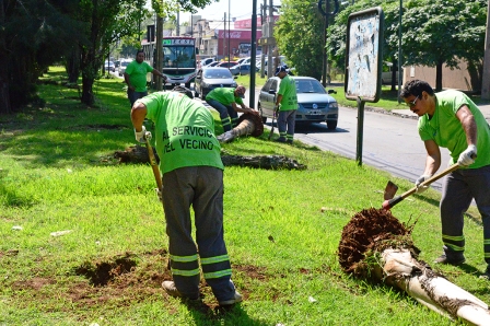 San Fernando realiza los trabajos previos al ensanche y renovación de la calle Uruguay