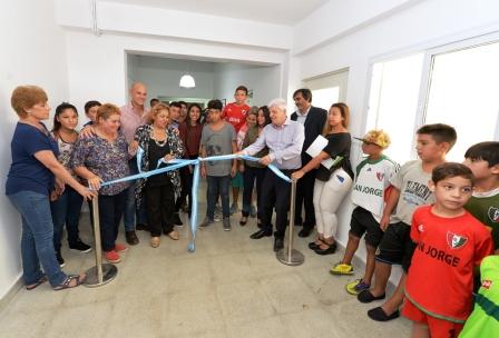 Andreotti inauguró las nuevas escuelas N° 20 y 28