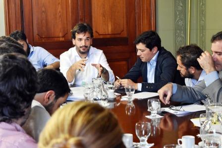 Sebastián Galmarini luego de la reunión de Comisión de Reforma Política y Régimen Electoral, que se realizó este miércoles en el Senado Bonaerense, en la que se analizó la regulación del financiamiento de la política. Sebastián Galmarini luego de la reunión de Comisión de Reforma Política y Régimen Electoral, que se realizó este miércoles en el Senado Bonaerense, en la que se analizó la regulación del financiamiento de la política.