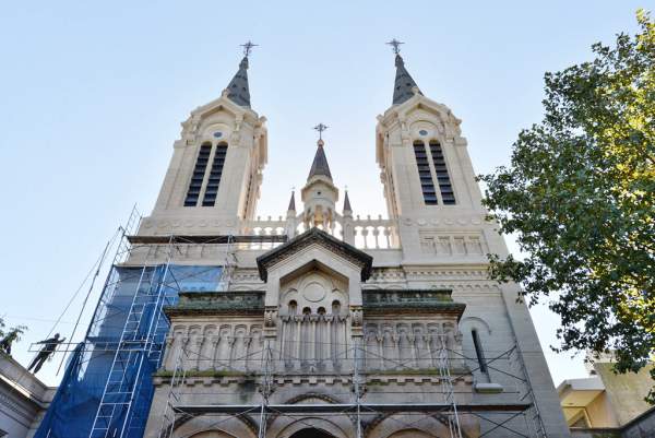 La Parroquia Aránzazu de San Fernando comienza a lucir completamente renovada