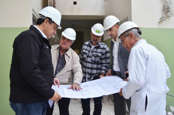 El intendente de Vicente López, Jorge Macri, recorrió el desarrollo de las obras que se están realizando en la Maternidad Santa Rosa (Haedo 4150)