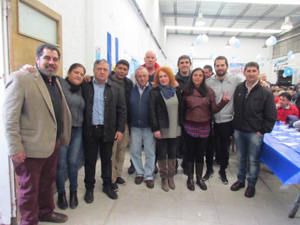 Scioli acompañó a Roberto Passo en los festejos patrios del peronismo de Tigre
