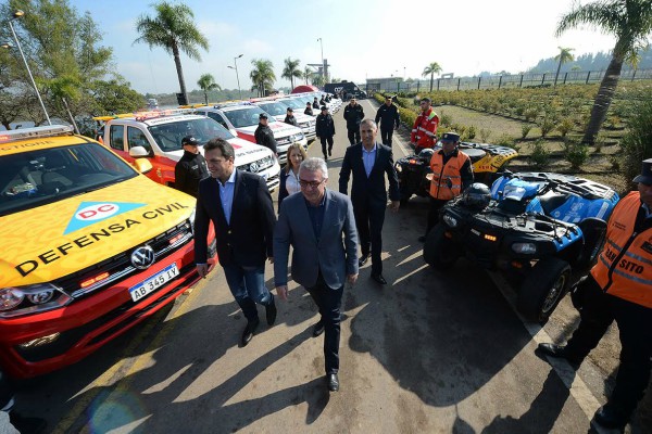 Zamora y Massa presentaron una nueva flota de vehículos para el COT