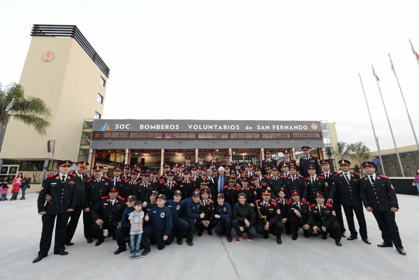 Andreotti inauguró el nuevo Cuartel de Bomberos de San Fernando