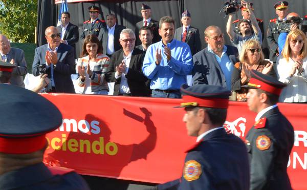 Zamora y Massa compartieron los festejos por el 45° Aniversario de los bomberos voluntarios de Pacheco