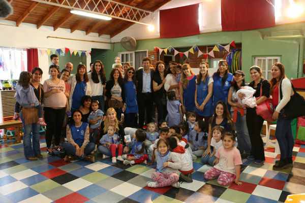 San Isidro y Nación entregaron mobiliario al jardín de infantes municipal Nº11 