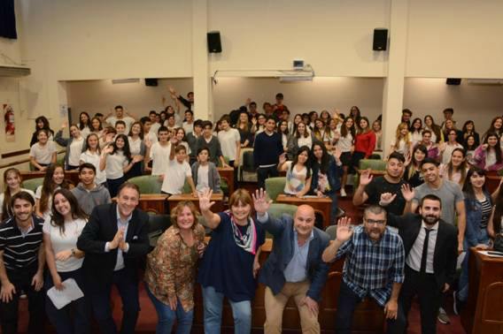 En formatos digitales los jóvenes de San Isidro expresaron sus inquietudes