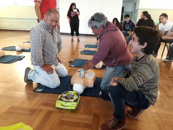 Se realizó un taller de RCP en el Club Tigre Juniors