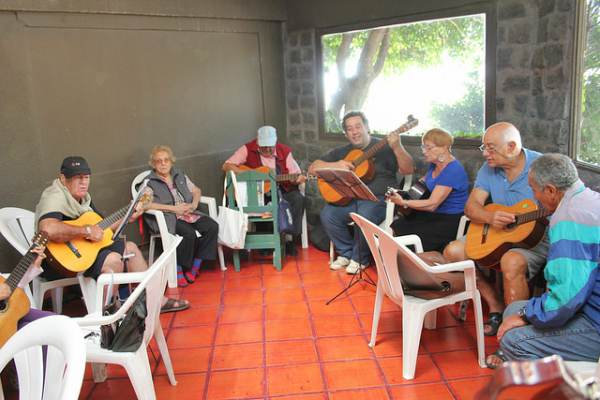 Más de 120 mil abuelos disfrutaron de puerto libre en 2017 en San Isidro.