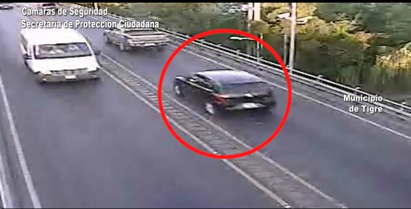 Tres detenidos con un auto robado en Troncos del Talar