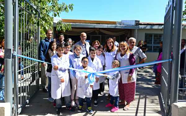 San Fernando inauguró la quinta escuela renovada por el Municipio, la EPB N° 3