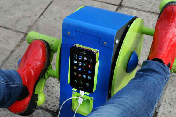 Ya funciona en Tigre una posta de recarga de celular a través del uso de bicicletas 