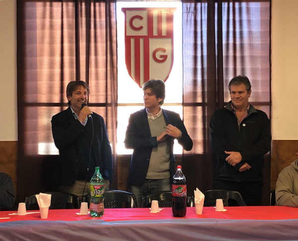  Con la presencia de unos 25 centros de jubilados de Tigre, se realizó en el Club Glorias la presentación del Programa “Adultos Mayores”, donde estuvieron presentes autoridades de Anses y PAMI. 
