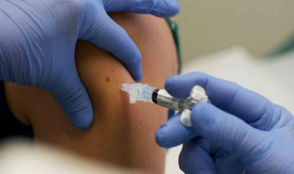 Vacunación antigripal gratuita en Florida y Olivos
