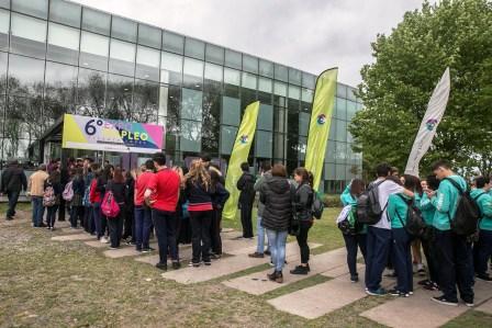 Por sexto año consecutivo, el Centro de Convenciones Arturo Frondizi abrió sus puertas para recibir a miles de jóvenes y adultos, en el marco de la Expo Empleo y Expo Universidad