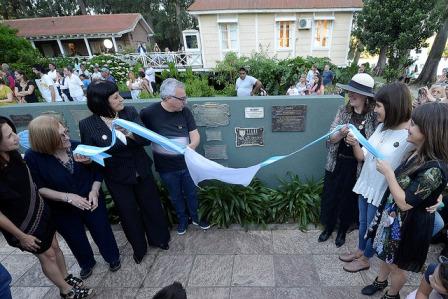 En los 90 años del Museo Casa Sarmiento, Tigre inauguró una nueva guía museográfica En los 90 años del Museo Casa Sarmiento, Tigre inauguró una nueva guía museográfica