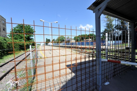 La Cámara de Comercio, Industria y Profesionales de la Ciudad de Don Torcuato reclama al Estado Nacional que concluya la remodelación en la estación de trenes local. La Cámara de Comercio, Industria y Profesionales de la Ciudad de Don Torcuato reclama al Estado Nacional que concluya la remodelación en la estación de trenes local.