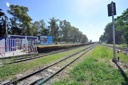 La Cámara de Comercio, Industria y Profesionales de la Ciudad de Don Torcuato reclama al Estado Nacional que concluya la remodelación en la estación de trenes local. La Cámara de Comercio, Industria y Profesionales de la Ciudad de Don Torcuato reclama al Estado Nacional que concluya la remodelación en la estación de trenes local.