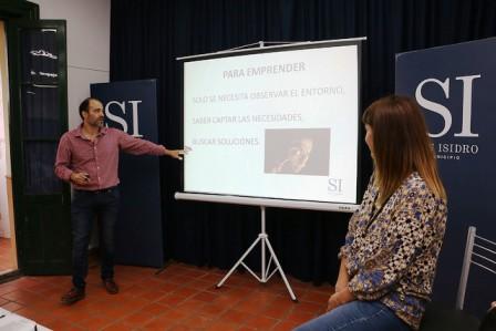 Encuentro de emprendedores en el museo Alfaro de San Isidro