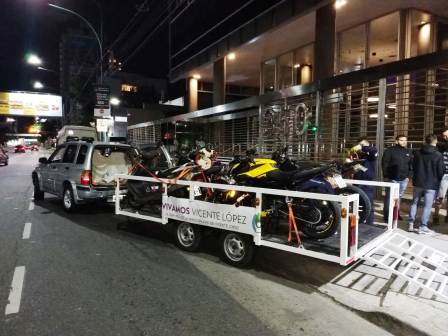 Más de veinte vehículos secuestrados en un operativo de control de tránsito en Vicente López Más de veinte vehículos secuestrados en un operativo de control de tránsito en Vicente López