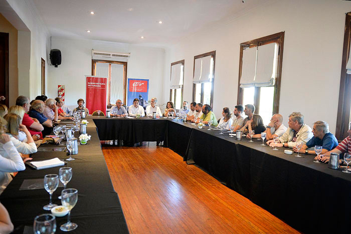 Tigre presentó un programa de apoyo a la industria turística del Delta. Tigre presentó un programa de apoyo a la industria turística del Delta.