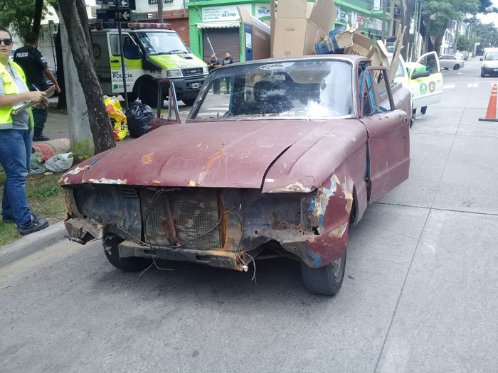 Vicente López: Gracias a las cámaras, detienen a individuos por derrames de residuos peligrosos en vía pública