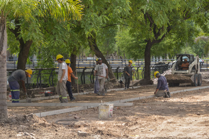 Juan Andreotti recorrió la segunda etapa de renovación del Canal de San Fernando y Tigre. Juan Andreotti recorrió la segunda etapa de renovación del Canal de San Fernando y Tigre.