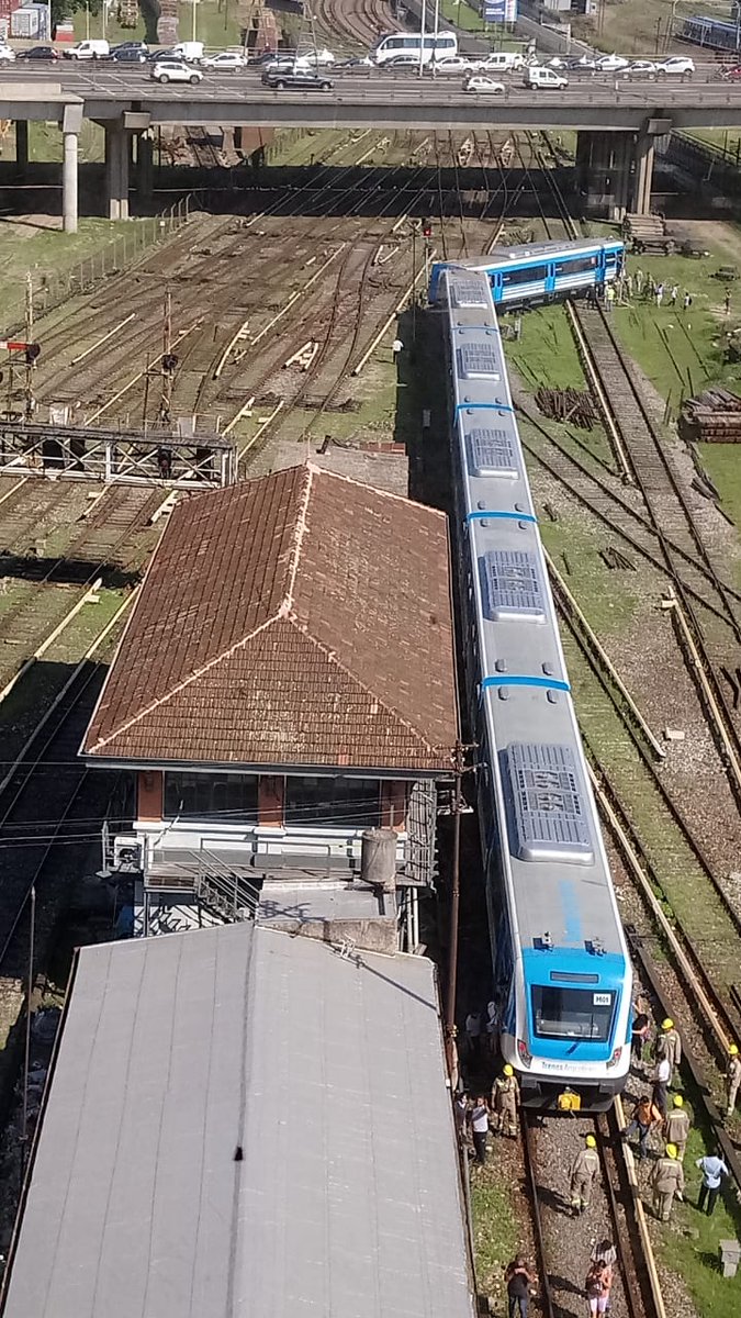 Descarriló un tren del ramal Tigre en retiro y evacuaron a los pasajeros