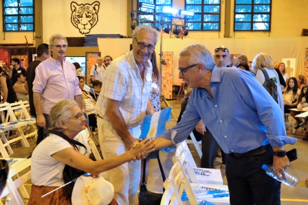 El intendente y presidente del PJ Tigre participó de lanzamiento del Foro en Defensa de la Educación Pública, realizado por la comunidad educativa del distrito. El intendente y presidente del PJ Tigre participó de lanzamiento del Foro en Defensa de la Educación Pública, realizado por la comunidad educativa del distrito.