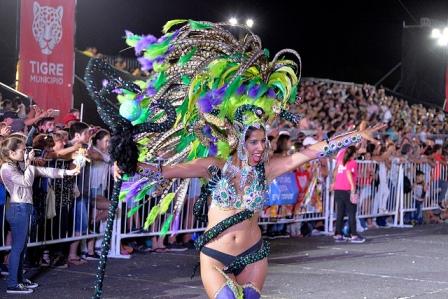 100 mil personas disfrutaron de los carnavales de Tigre