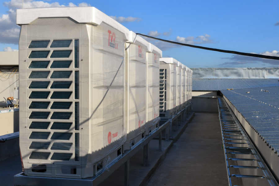 El futuro Hospital Municipal de San Fernando ya cuenta con sus equipos de aire acondicionado