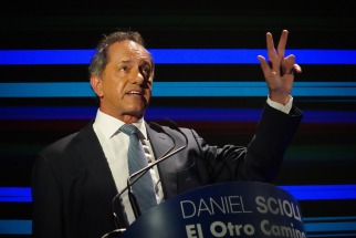 Scioli lanzó su precandidatura a presidente 