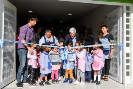 Luis Andreotti inauguró la puesta en valor del Jardín Provincial N° 913