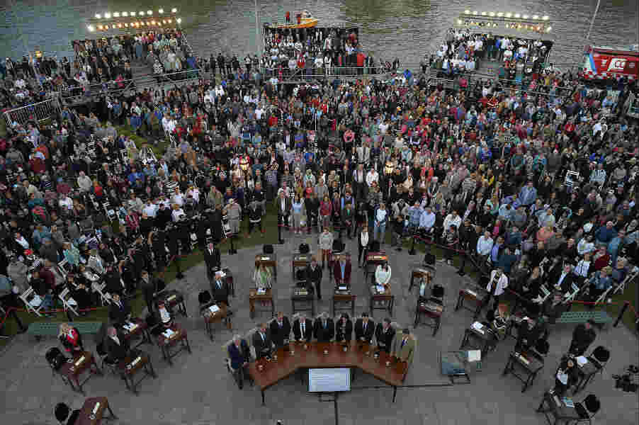Julio Zamora en el HCD