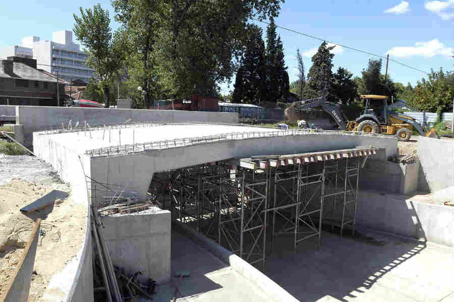 Tigre ultima detalles del túnel de la calle Paso, en el centro de la ciudad