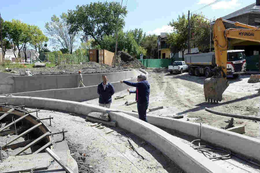 Tigre ultima detalles del túnel de la calle Paso, en el centro de la ciudad