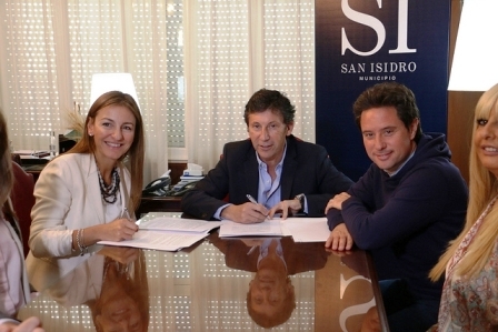 El intendente Gustavo Posse se reunió con la ministra de Educación de la Ciudad, Soledad Acuña, y el Director General de Cultura y Educación de la Provincia, Gabriel Sánchez Zinny, para concretar el acuerdo, que permitirá a los sanisidrenses adultos que no terminaron sus estudios secundarios