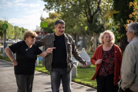 Jorge Macri compartió un desayuno en el Centro de Jubilados de la Estación Florida