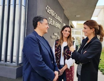 Juliana Awada y Jorge Macri recorrieron un centro barrial en Vicente López