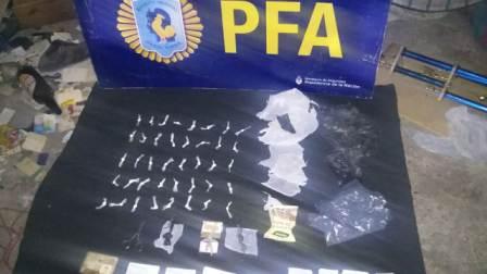 Narcomenudeo en Tigre: Detienen a dos dealers y secuestran armas y drogas Narcomenudeo en Tigre: Detienen a dos dealers y secuestran armas y drogas