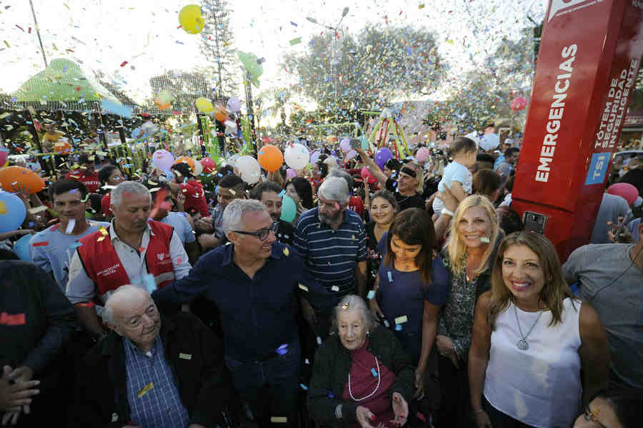 El intendente de Tigre presentó el espacio N°30 intervenido con fondos municipales, ubicado entre las calles Solís y Chacabuco, del centro de la ciudad.