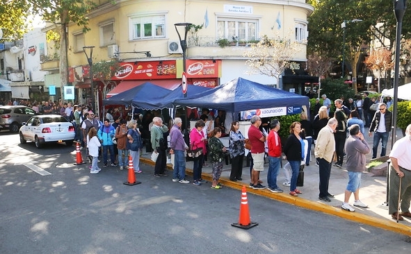 Más de 5.500 vecinos de San Isidro se vacunaron gratis contra la gripe 