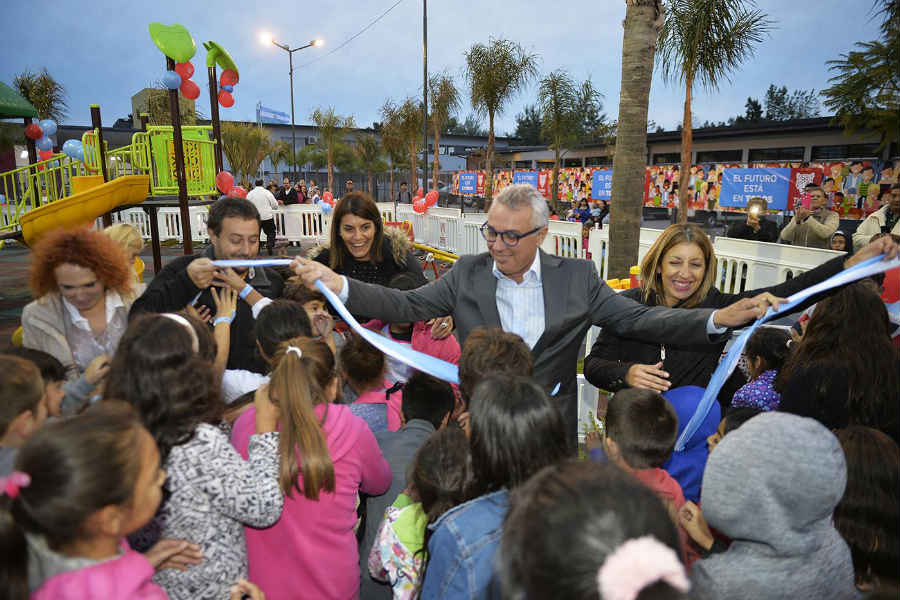 En el marco de la inauguración de los juegos y renovación de la plaza N°31 