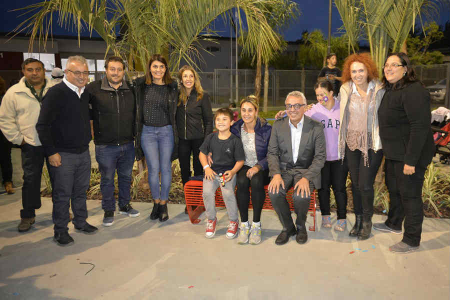 En el marco de la inauguración de los juegos y renovación de la plaza N°31 